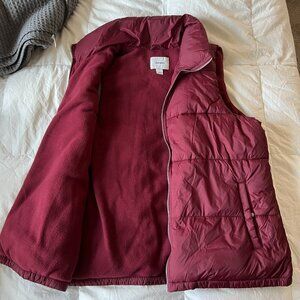 Old Navy Burgundy Puffer Vest L
